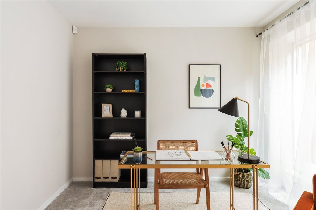 Property photo 3 of 15 Picture 3