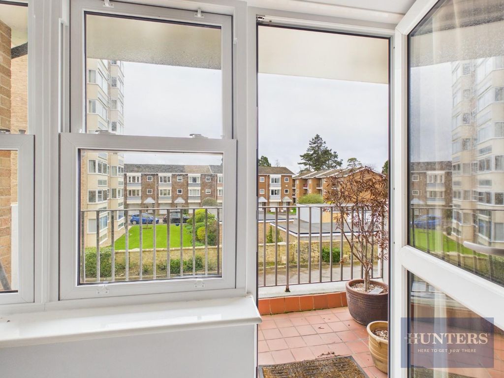 Property photo 3 of 13 Balcony