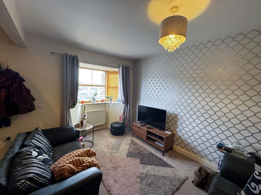 Property photo 2 of 11 Stand9338744Img_1257_Edited.Jpg