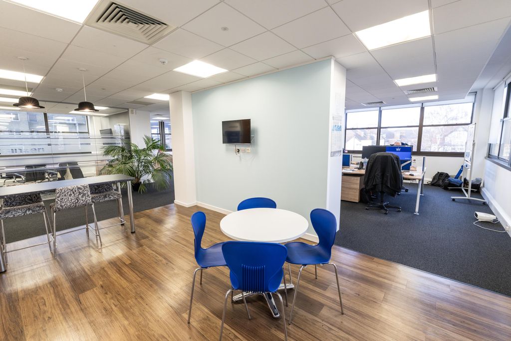 Property photo 2 of 10