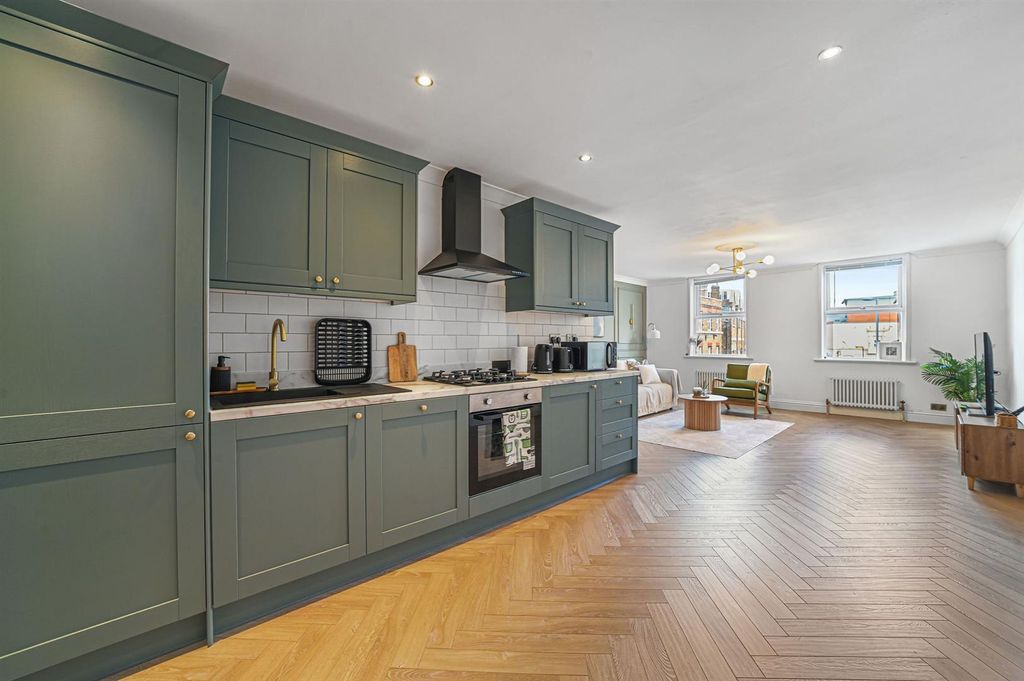 Property photo 3 of 15 6.Jpg