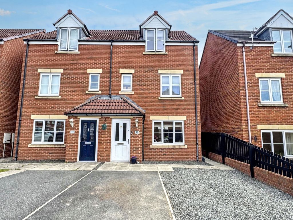 Property photo 1 of 23