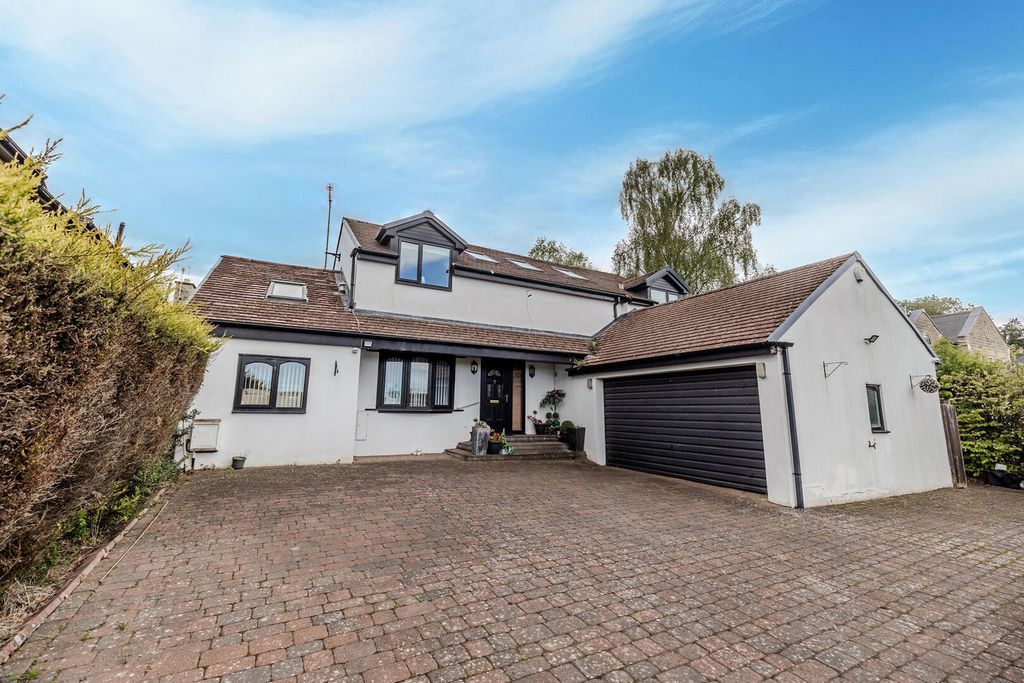 Additional image 30 of 6 bed property for saleRunnymede Road, Darras Hall, Ponteland, Newcastle Upon Tyne NE20