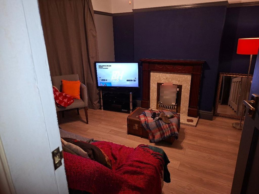 Property photo 2 of 9 Photo 1