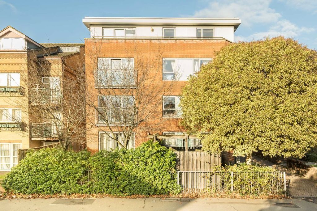 Property photo 3 of 7