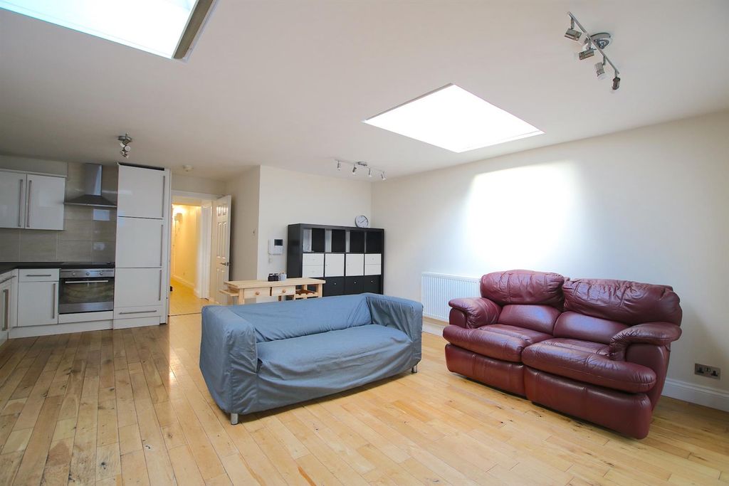 Property photo 1 of 7 Img_1090.Jpg