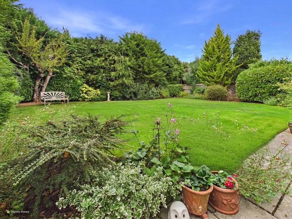 Property photo 3 of 19 Rear Garden