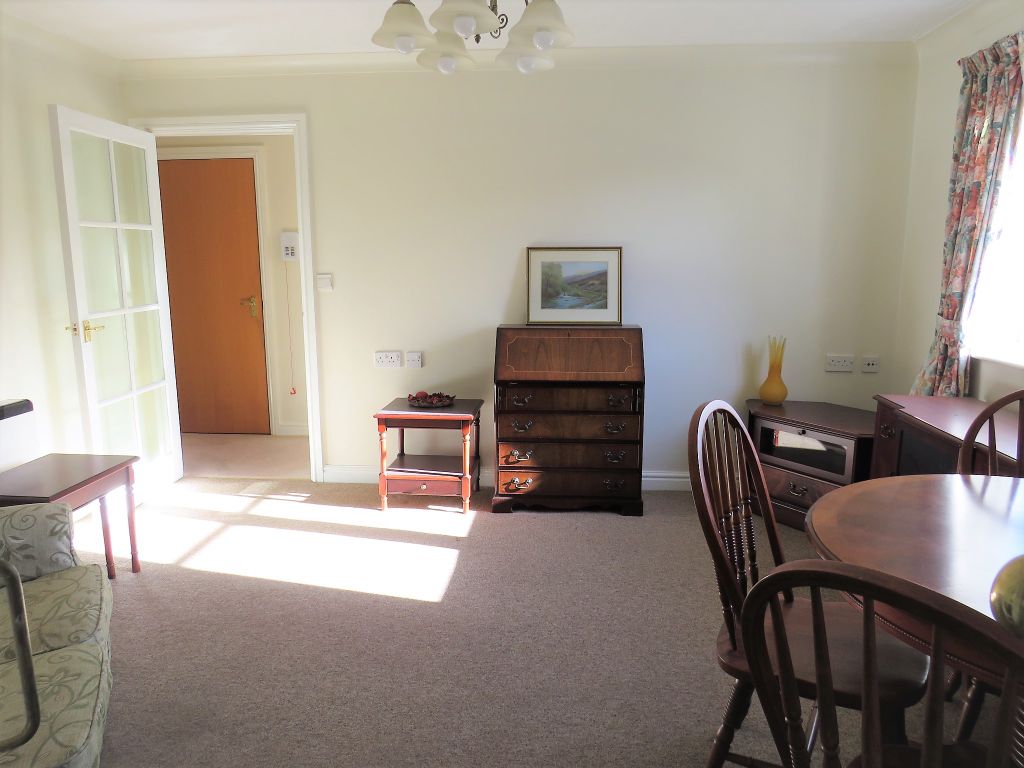 Property photo 3 of 10