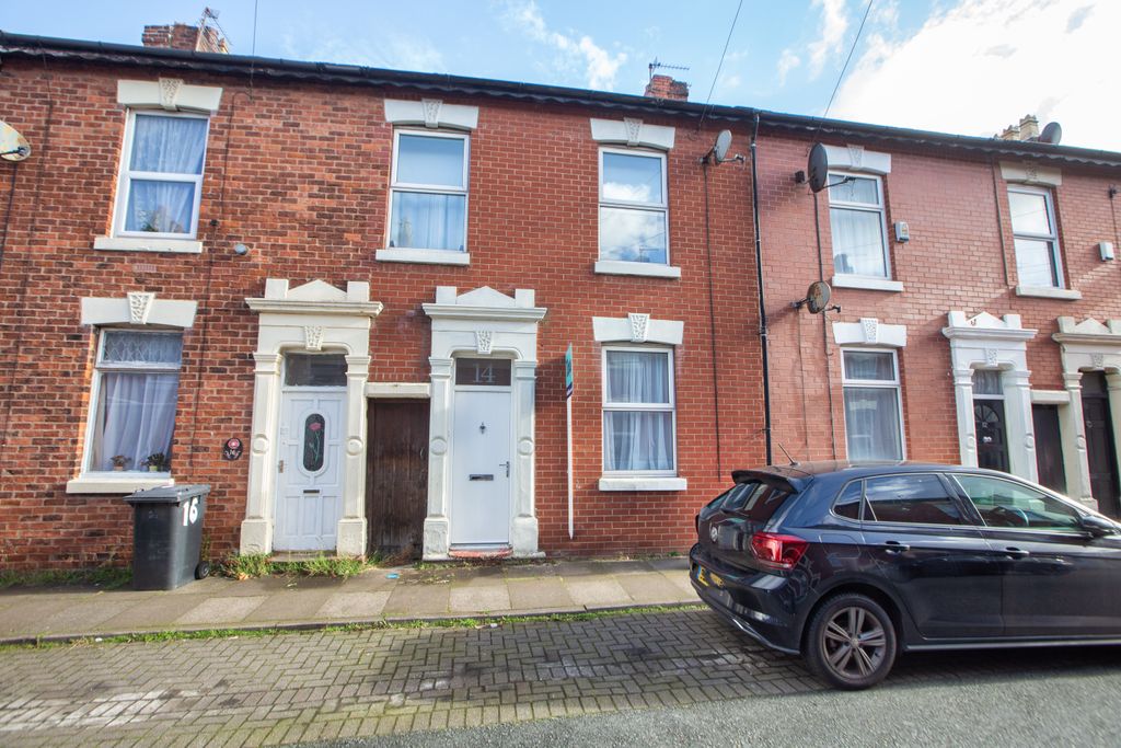 Property photo 1 of 17 14 Langton Street-17