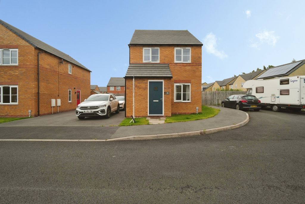 Property photo 1 of 16 Pbox-Img.Jpg