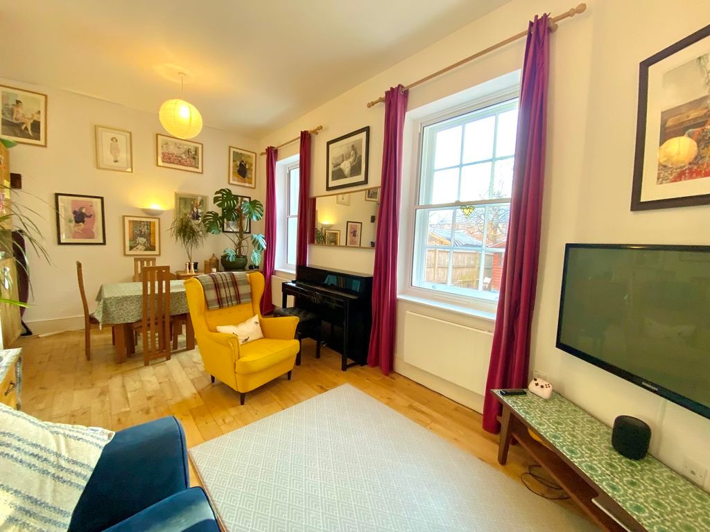 Property photo 2 of 19 Lounge/Dining Room