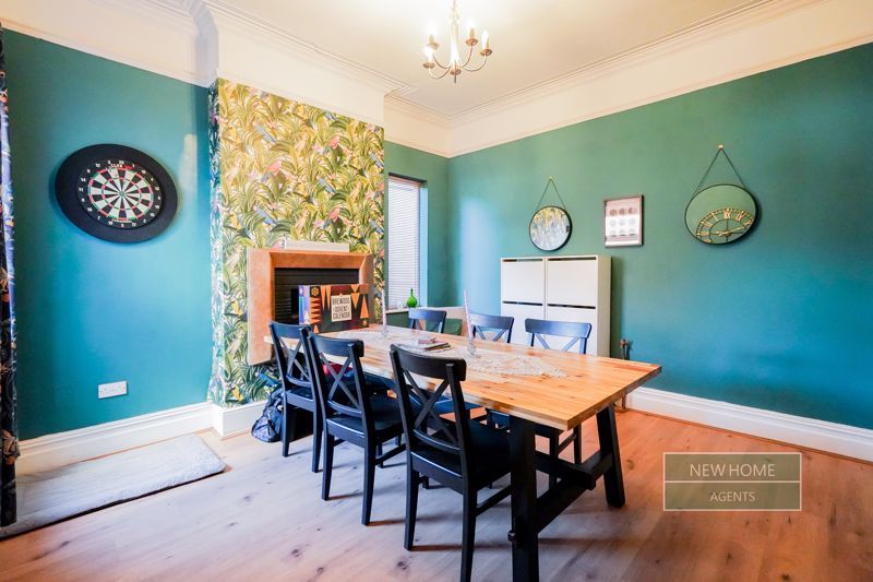 Property photo 3 of 28 Photo 11