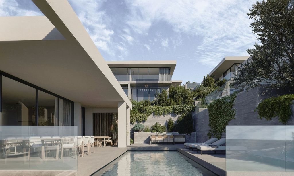 Property photo 2 of 22