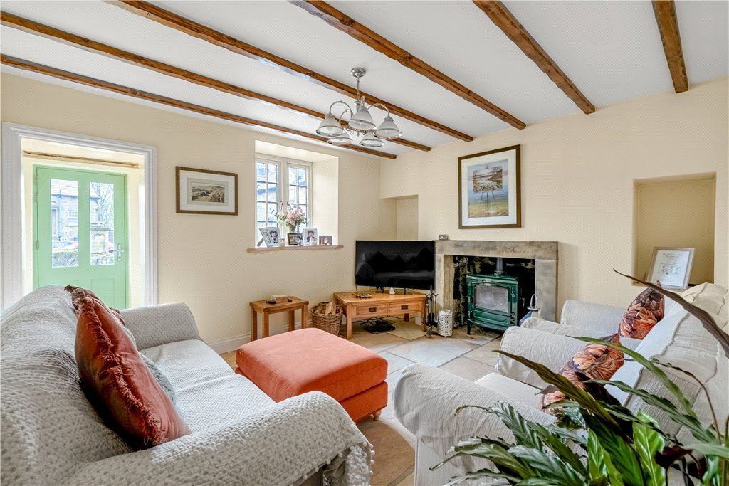 Property photo 2 of 28 Living Room