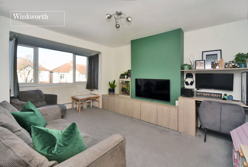 Property photo 1 of 10 Picture No. 04