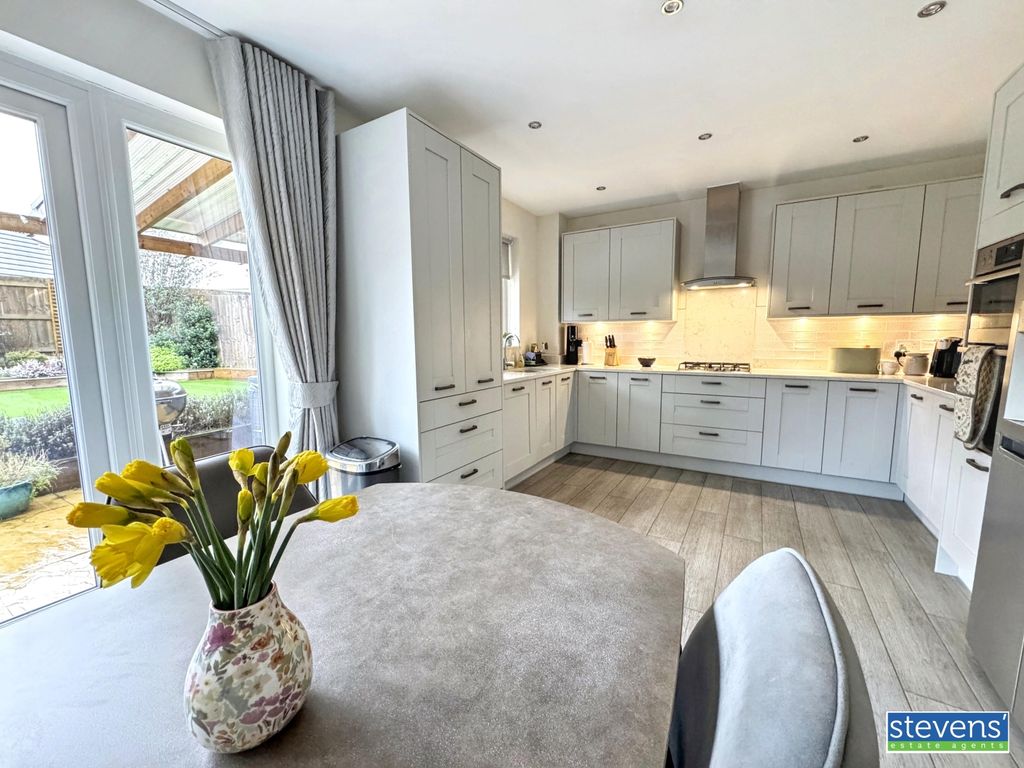 Property photo 2 of 26 Img_7307