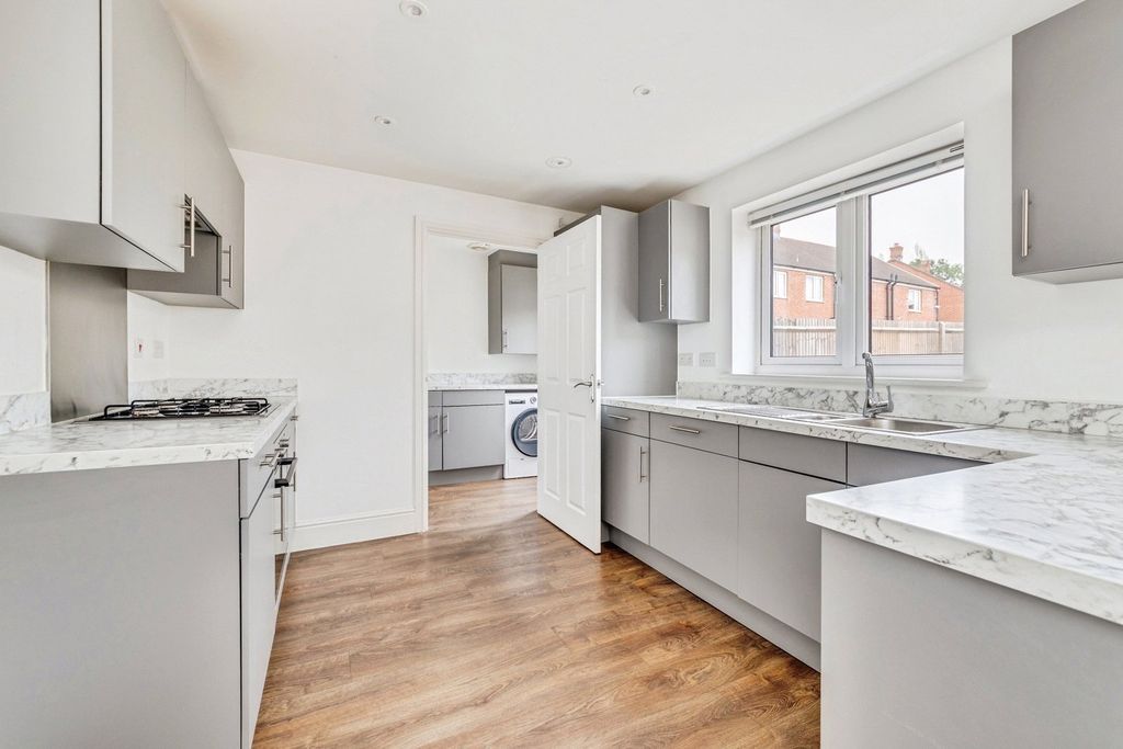 Property photo 2 of 16 Picture No. 09