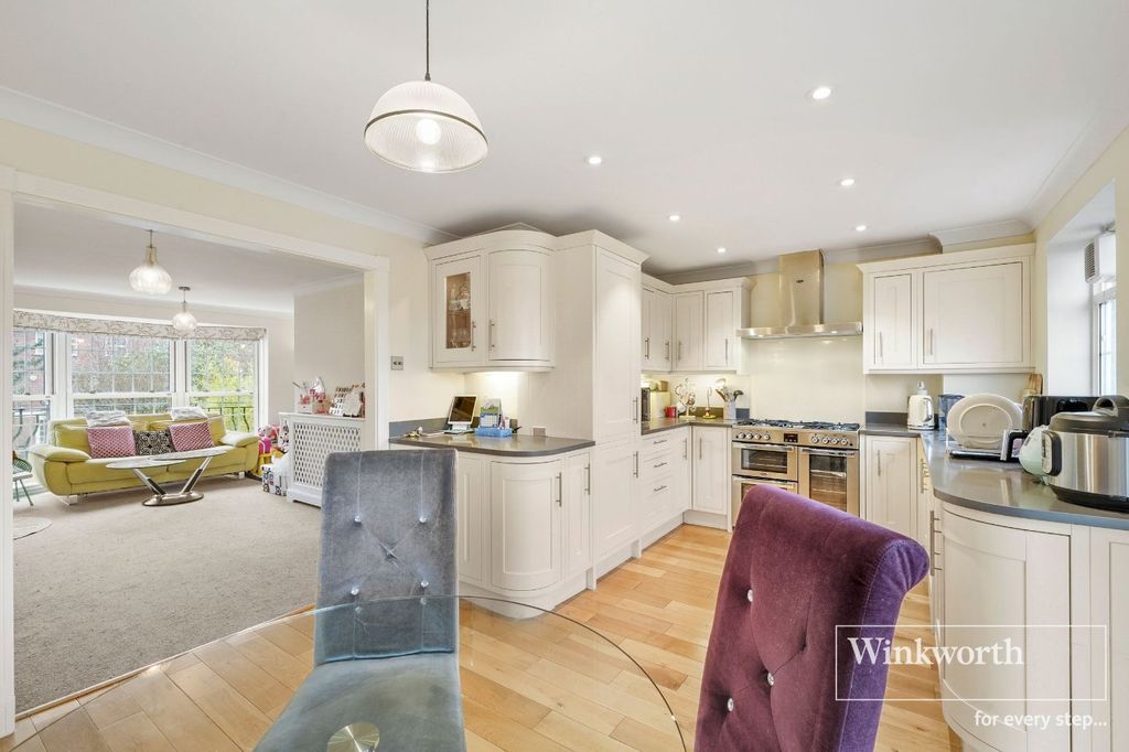 Property photo 2 of 15 Picture No. 09