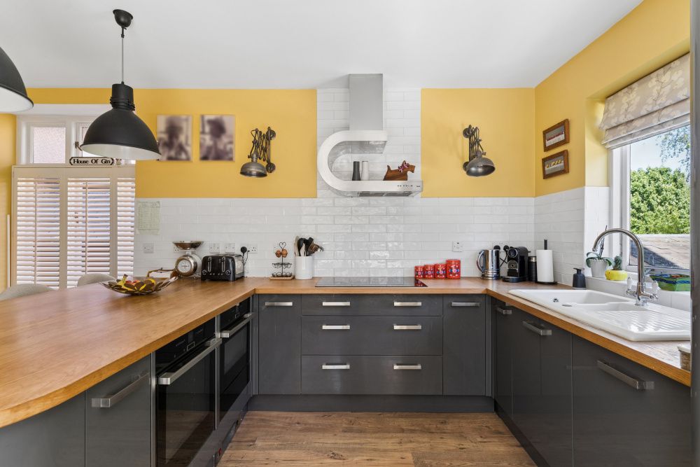 Additional image 5 of 5 bed semi-detached house for saleHighbury Road, Hitchin SG4