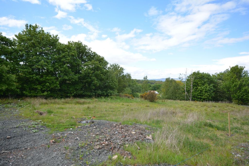 Property photo 2 of 6