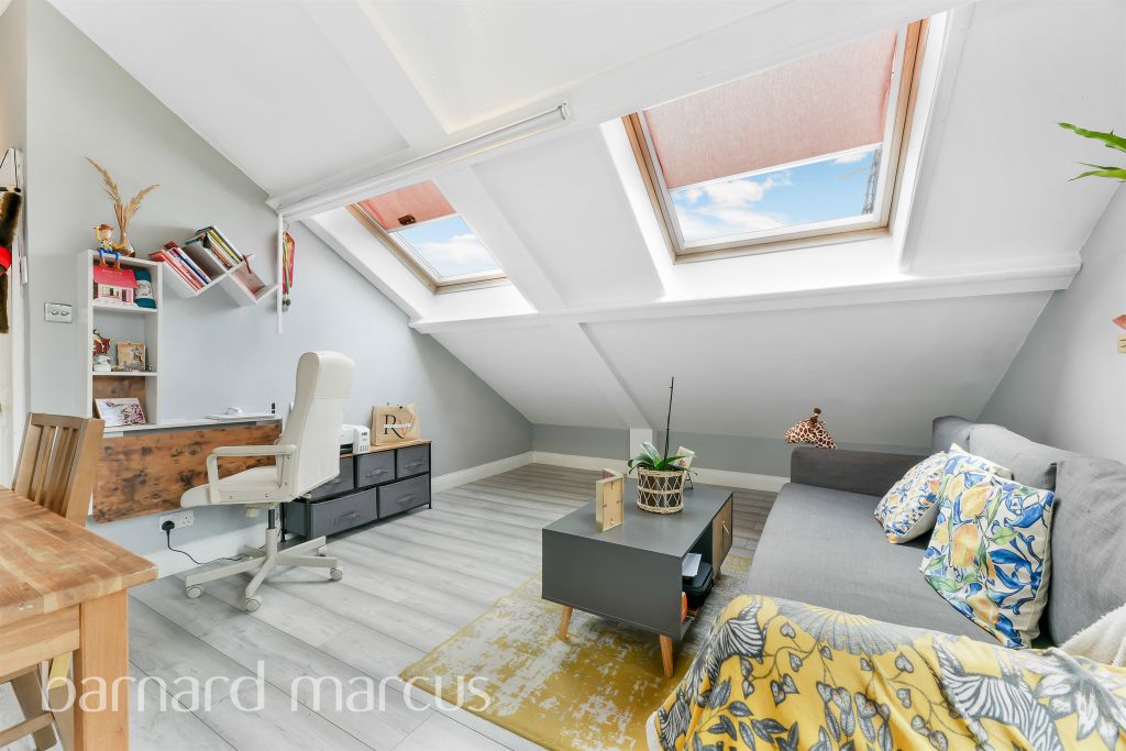 Property photo 3 of 9