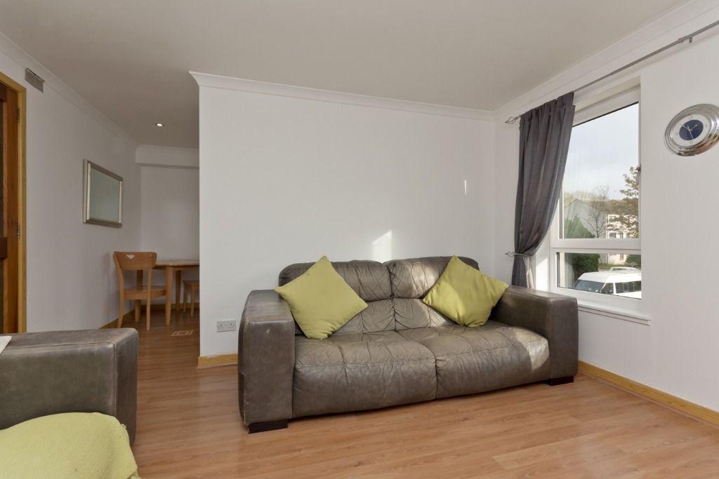 Property photo 2 of 12 Photo 2