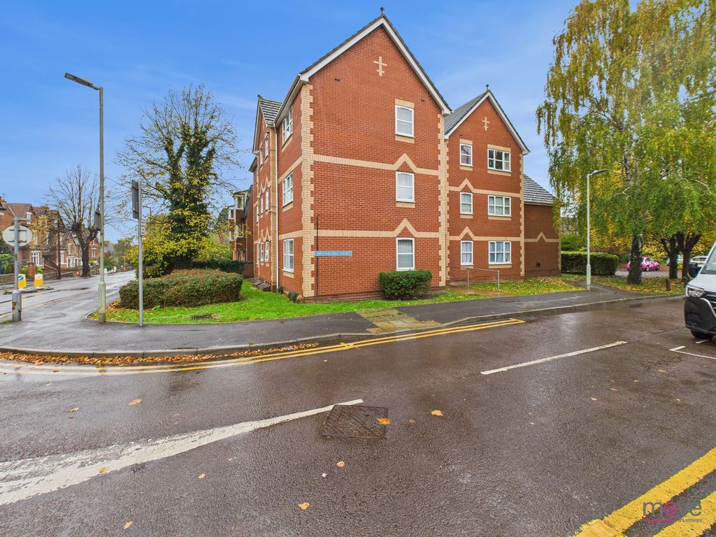 Property photo 2 of 8