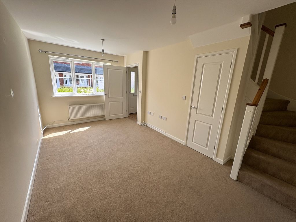 Property photo 2 of 8 Picture No. 06