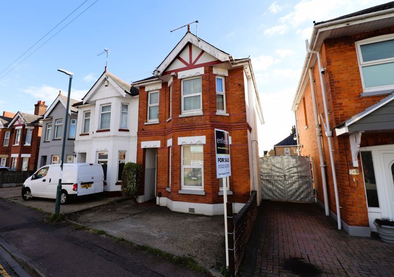 Property photo 1 of 11 Photo 12