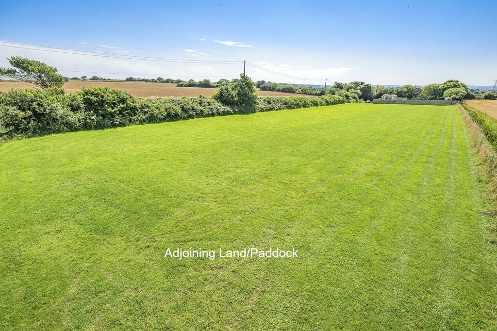 Property photo 2 of 40 Picture No. 65