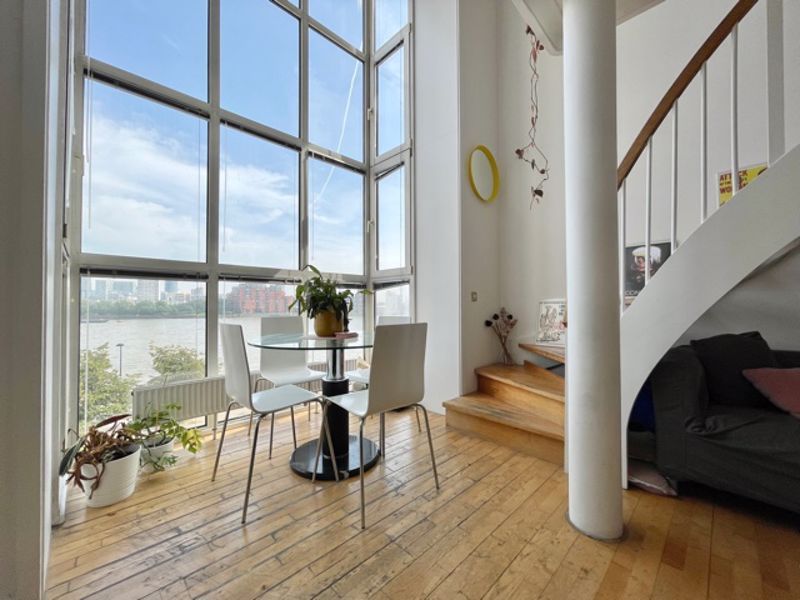 Property photo 3 of 11 Photo 2