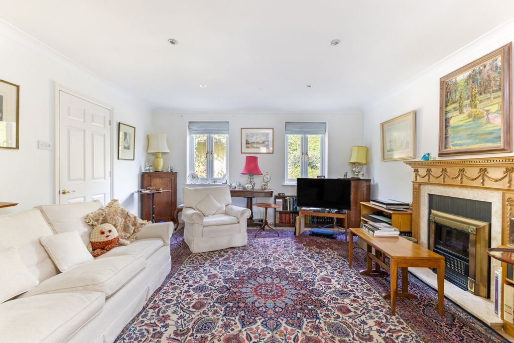Property photo 3 of 19