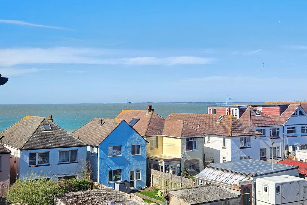 Property photo 2 of 11 View