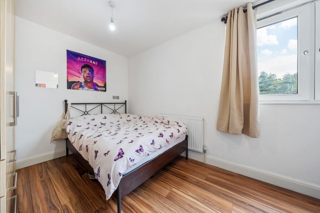 Property photo 3 of 11 5287722