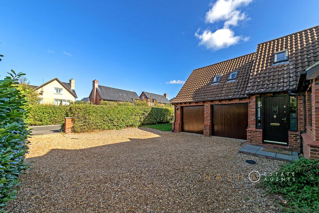 Property photo 3 of 31