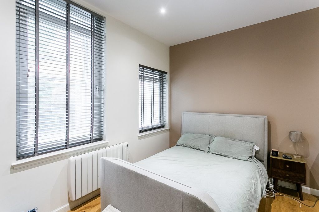 Additional image 16 of 2 bed flat for saleLower London Road, Abbeyhill, Edinburgh EH7