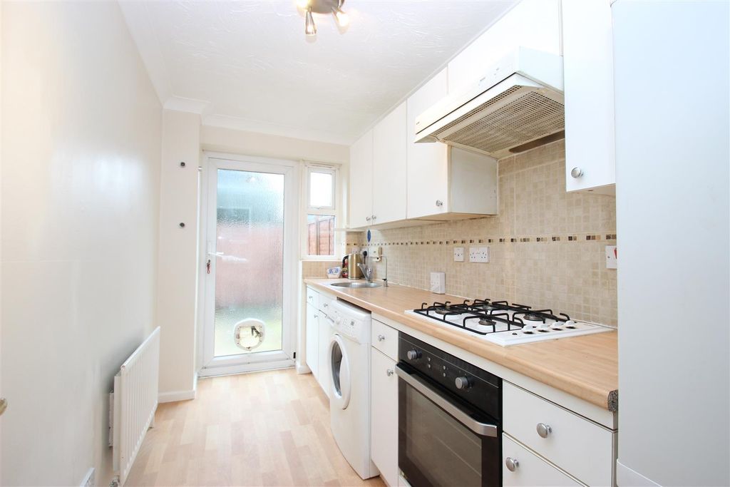 Property photo 2 of 7