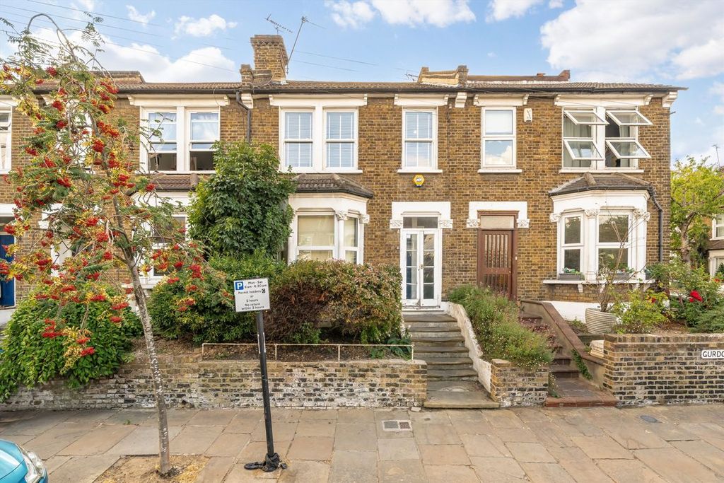 Property photo 1 of 7