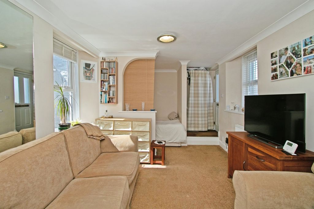 Property photo 2 of 14 Pbox-Img.Jpg