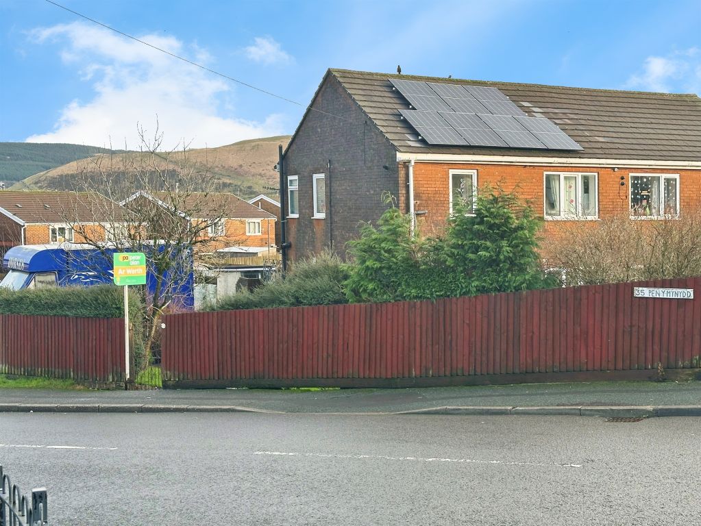 Property photo 1 of 20