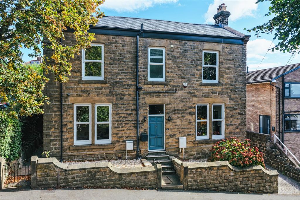 Property photo 1 of 37 Exterior And Gardens
