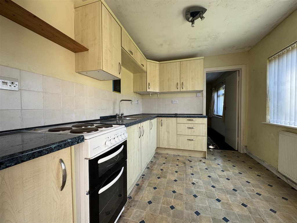 Property photo 3 of 16 Img_8048.Jpg