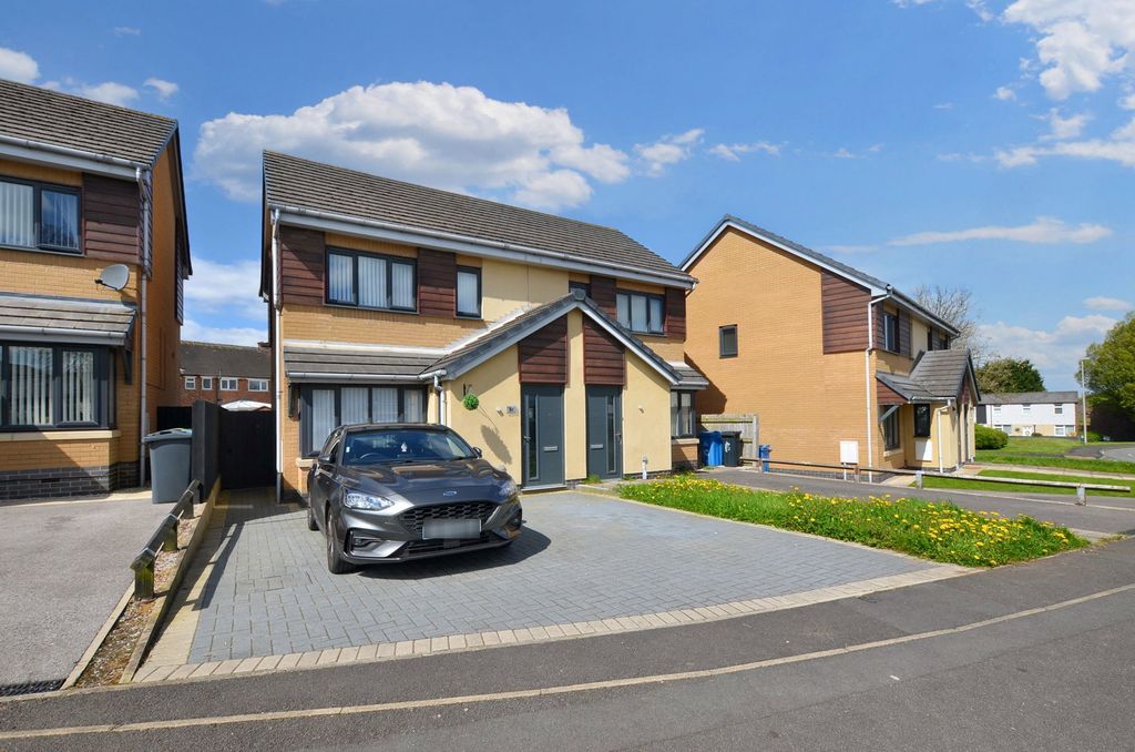 Property photo 1 of 15