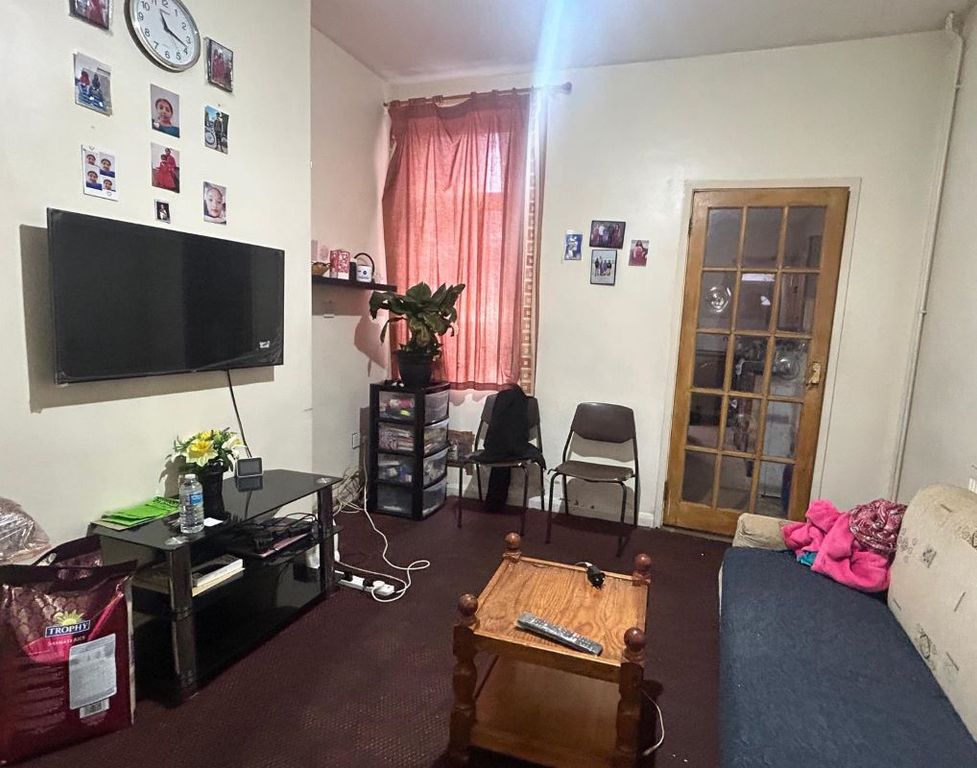 Property photo 2 of 3