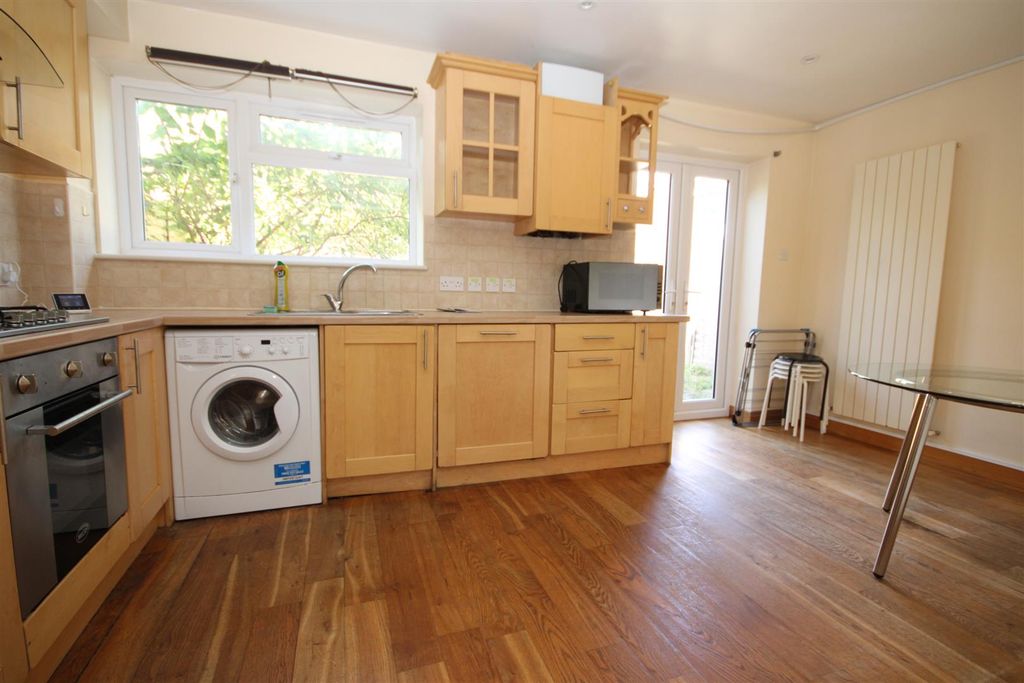 Property photo 2 of 10 Img_6068.Jpg