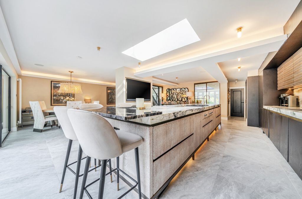 Property photo 2 of 73 1478775-10-6A3198...