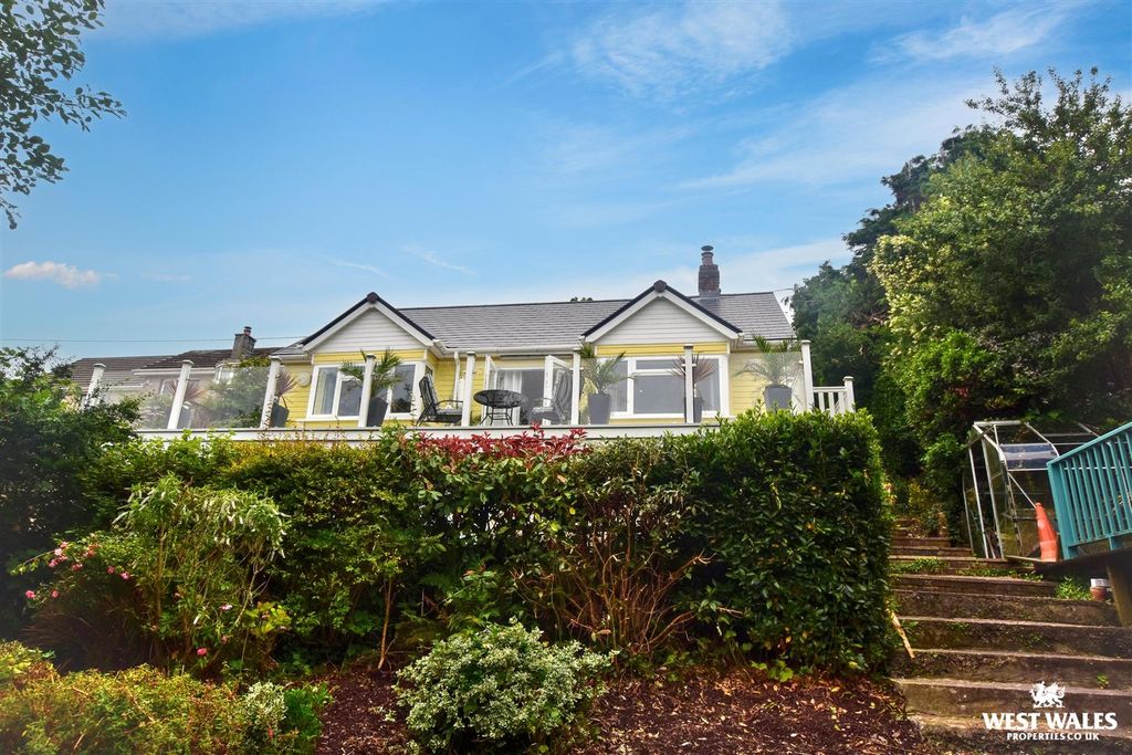 Property photo 1 of 33 5 (11).Jpg