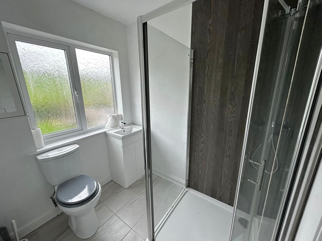 Additional image 7 of 2 bed flat to rentMain Street, Burton-On-Trent DE13