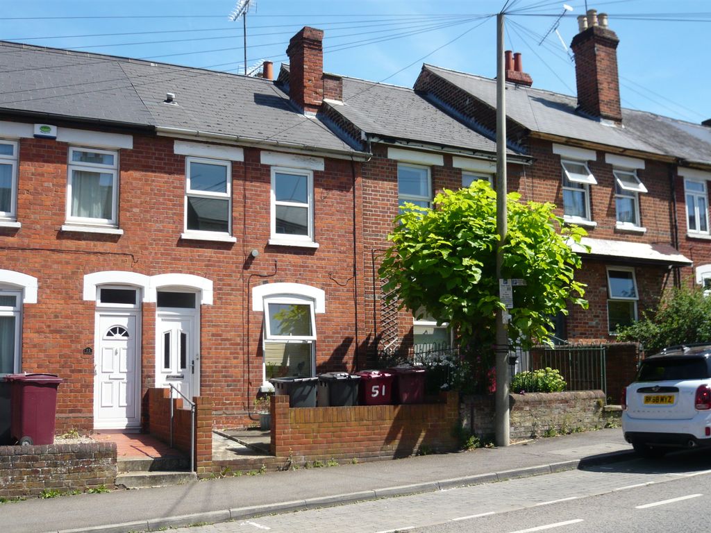 Property photo 1 of 5