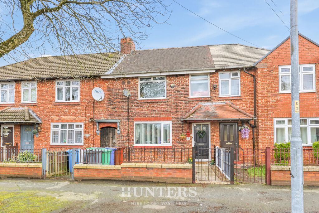 Property photo 1 of 17 Front (Exterior)